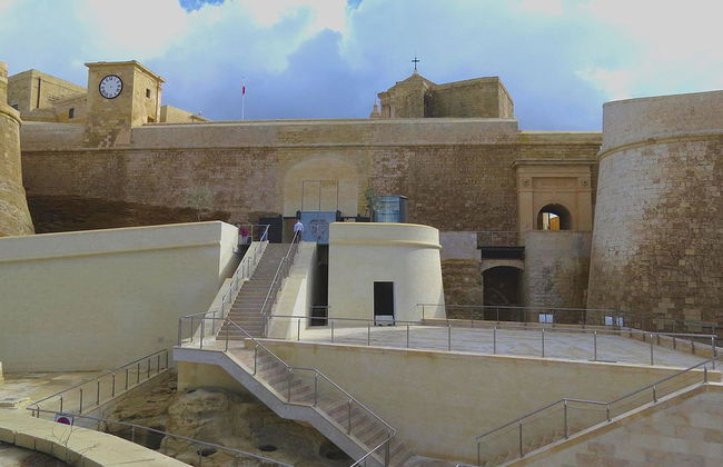 Scoprire Gozo: Visita guidata e viaggio in treno senza rotaie a Cittadella - Foto 2