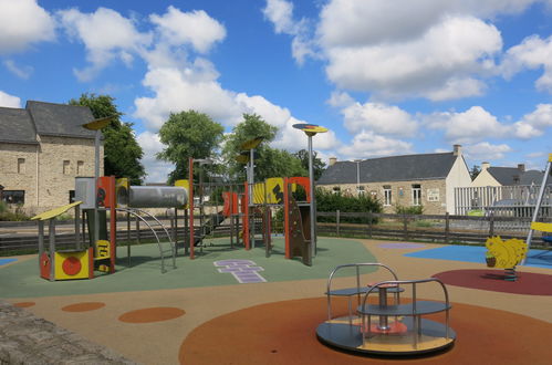 Photo 23 - Maison de 4 chambres à Caden avec piscine privée et jardin