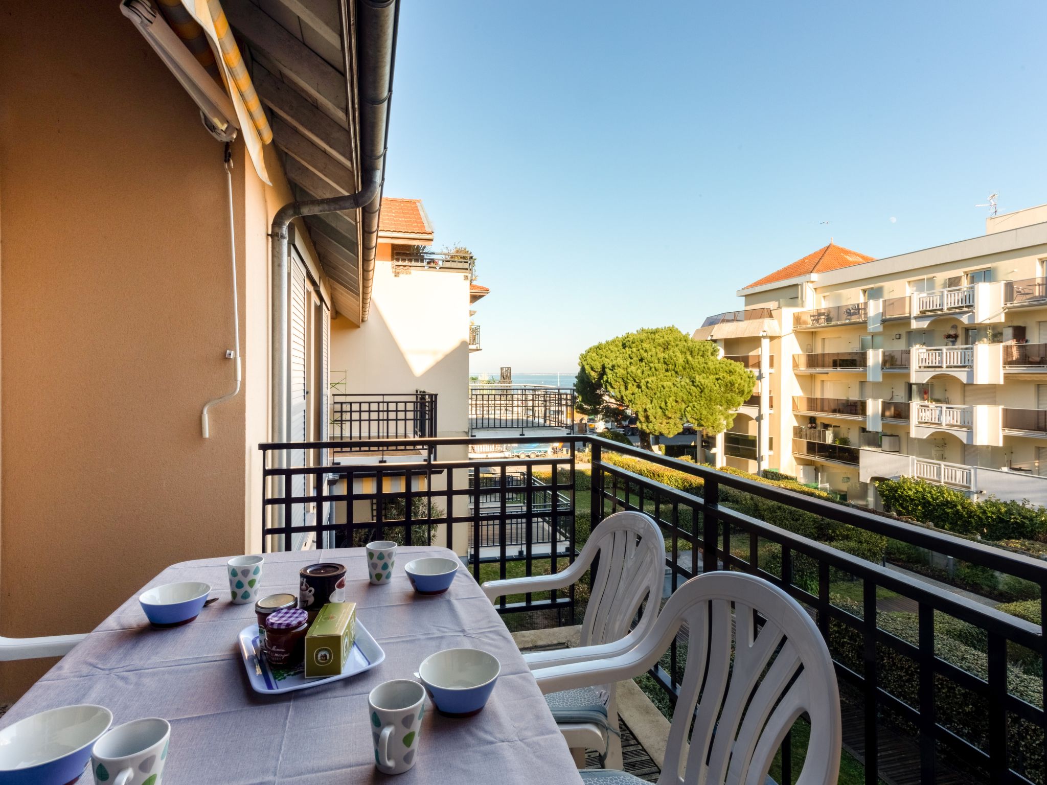 Foto 11 - Apartamento de 2 quartos em Arcachon com terraço e vistas do mar