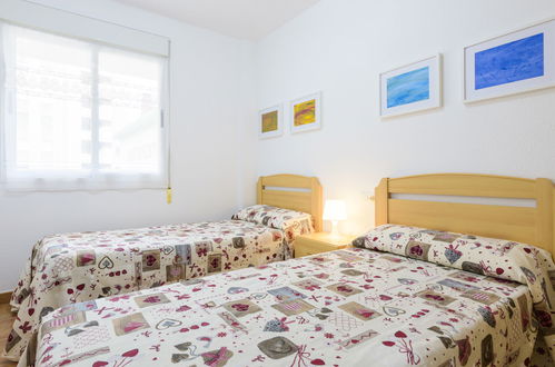 Photo 16 - 2 bedroom Apartment in Oropesa del Mar with swimming pool and terrace