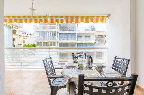 Photo 2 - 2 bedroom Apartment in Oropesa del Mar with swimming pool and terrace