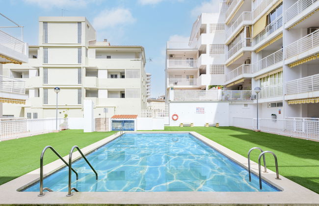 3 bedroom Apartment in Oropesa del Mar with swimming pool and terrace - Photo 1