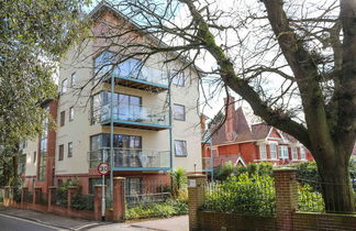 Photo 2 - Southampton Serviced Apartments