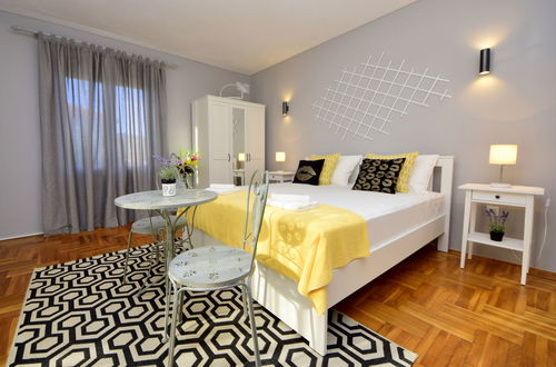 Foto 6 - Apartamento de 3 quartos em Rogoznica com piscina privada e terraço