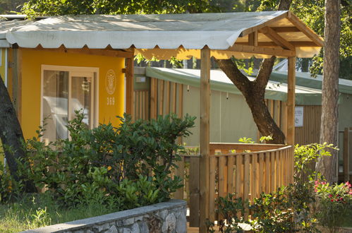 Photo 2 - Maison de 2 chambres à Duino-Aurisina avec piscine et terrasse