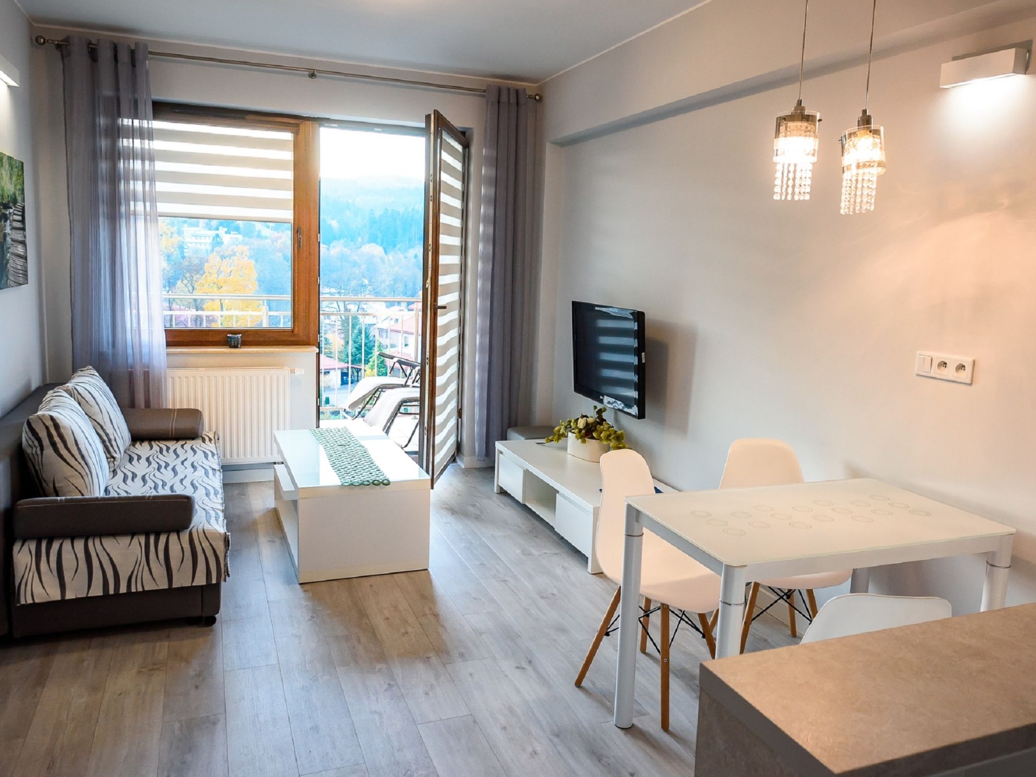 Foto 6 - Apartment mit 1 Schlafzimmer in Krynica-Zdrój mit blick auf die berge