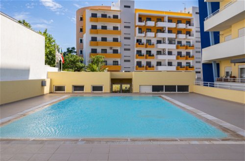 Foto 5 - Apartamento de 1 habitación en Portimão con piscina y vistas al mar