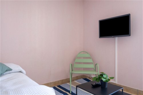 Foto 11 - Appartamento con 2 camere da letto a Carnac con giardino e vista mare