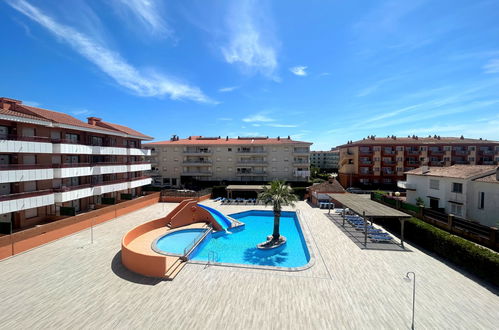 Photo 24 - 2 bedroom Apartment in Torroella de Montgrí with swimming pool and sea view