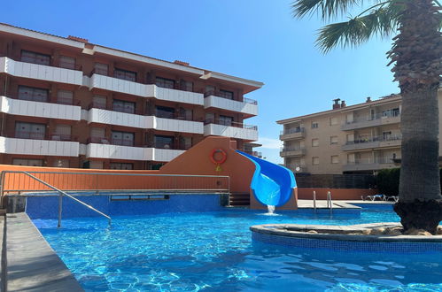 Photo 2 - 2 bedroom Apartment in Torroella de Montgrí with swimming pool and sea view