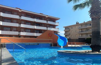 Photo 2 - 2 bedroom Apartment in Torroella de Montgrí with swimming pool and sea view