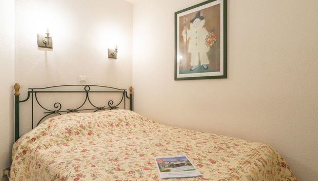 Apartamento de 2 quartos em Grimaud com piscina e jardim - Foto 4