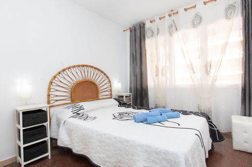 Foto 4 - Apartamento de 2 quartos em Lloret de Mar com piscina e jardim