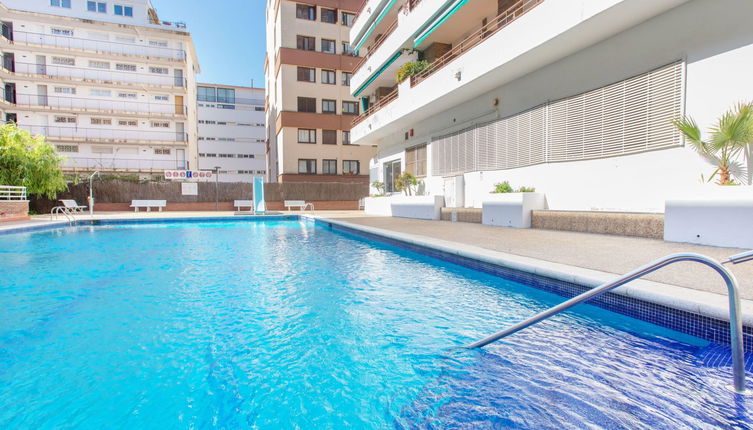 Foto 1 - Apartamento de 2 quartos em Lloret de Mar com piscina e vistas do mar