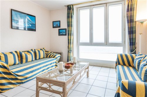 Foto 6 - Appartamento con 2 camere da letto a Dinard con vista mare
