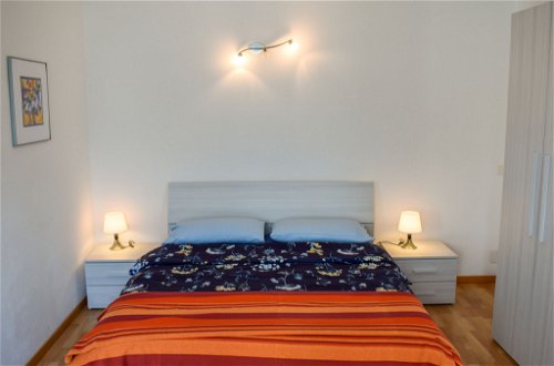 Foto 4 - Apartment mit 1 Schlafzimmer in Gambarogno