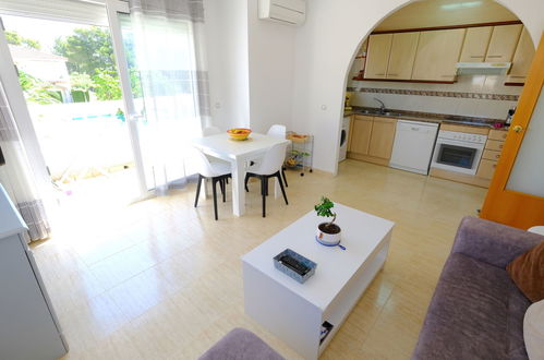 Foto 9 - Apartamento de 2 quartos em Mont-roig del Camp com piscina e jardim