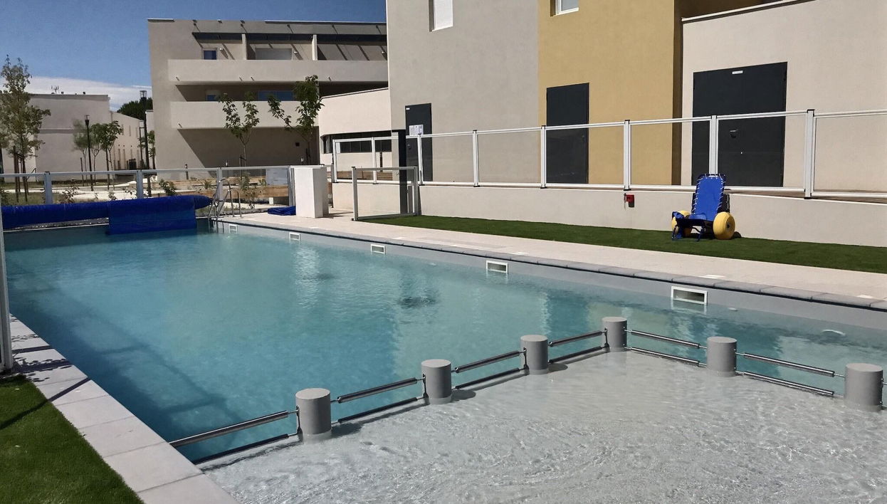 Casa de 3 quartos em Sérignan com piscina - Foto 1