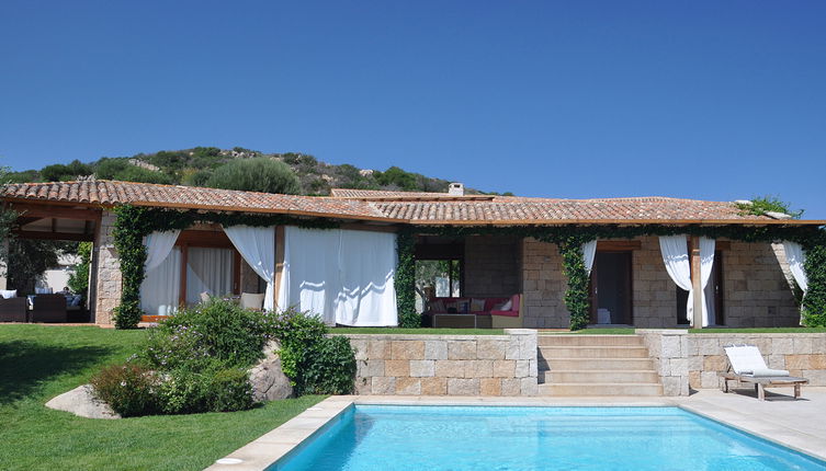 Foto 1 - Casa de 5 quartos em San Teodoro com piscina privada e vistas do mar