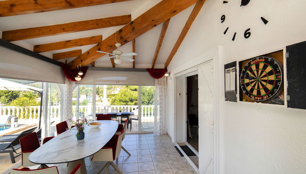 Casa de 5 quartos em Calp com piscina privada e jardim - Foto 4