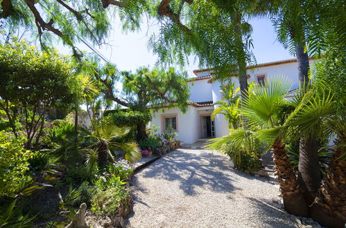 Foto 37 - Casa de 4 quartos em Calp com piscina privada e jardim