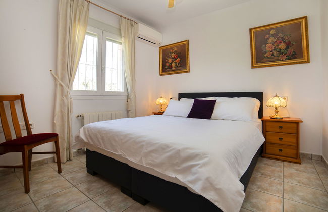 Casa de 5 quartos em Calp com piscina privada e jardim - Foto 20
