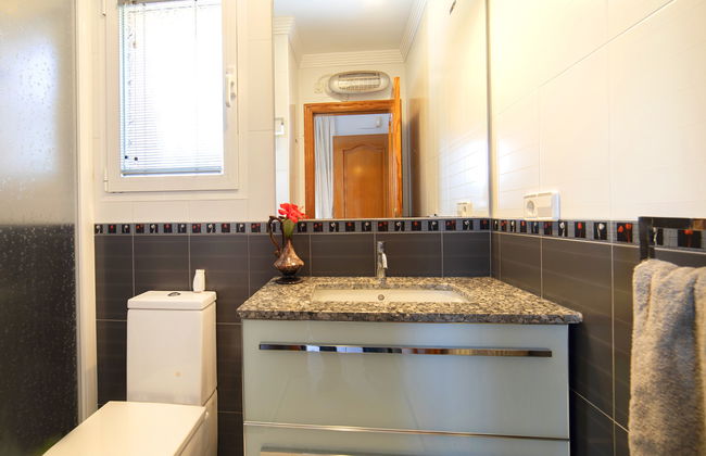 Casa de 5 quartos em Calp com piscina privada e jardim - Foto 21