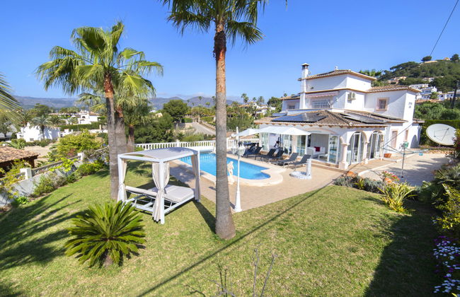 Casa de 5 quartos em Calp com piscina privada e jardim - Foto 3