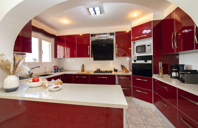 Casa de 5 quartos em Calp com piscina privada e jardim - Foto 9