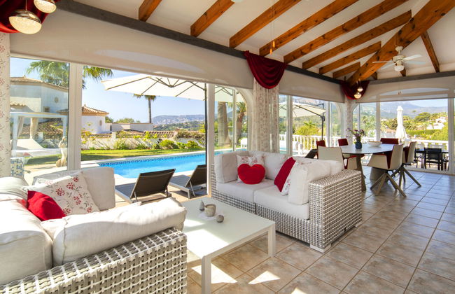 Casa de 5 quartos em Calp com piscina privada e jardim - Foto 10