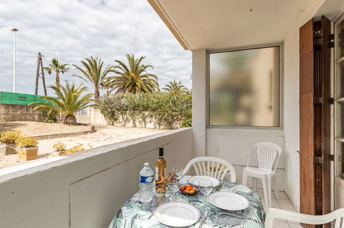 Foto 1 - Apartamento de 1 habitación en Saint-Cyr-sur-Mer con terraza y vistas al mar