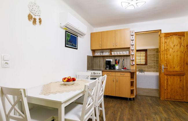 Apartamento de 2 quartos em Fonyód com jardim e terraço - Foto 12
