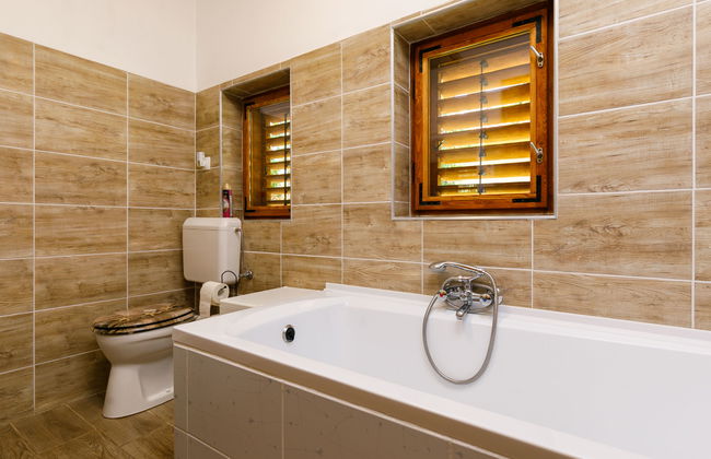 Apartamento de 2 quartos em Fonyód com jardim e terraço - Foto 9