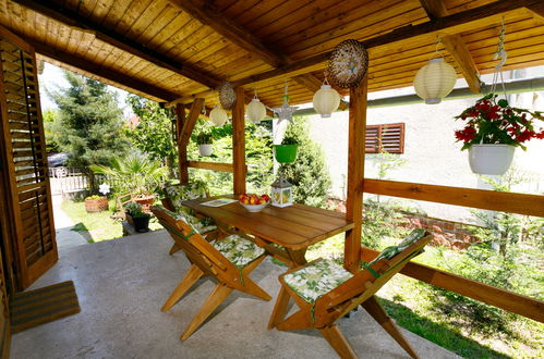 Photo 15 - 2 bedroom Apartment in Fonyód with garden and terrace