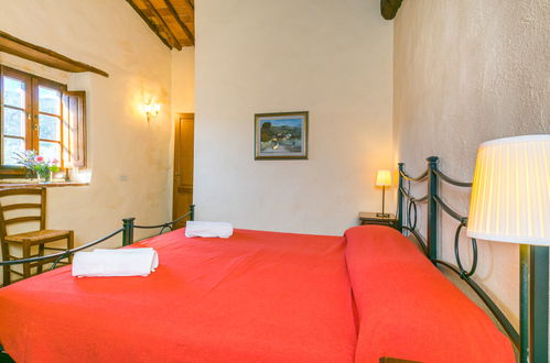 Foto 25 - Apartamento de 3 quartos em Greve in Chianti com piscina e jardim