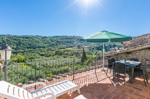 Foto 55 - Appartamento con 3 camere da letto a Greve in Chianti con piscina e giardino