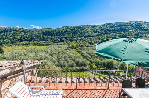 Foto 45 - Appartamento con 3 camere da letto a Greve in Chianti con piscina e giardino