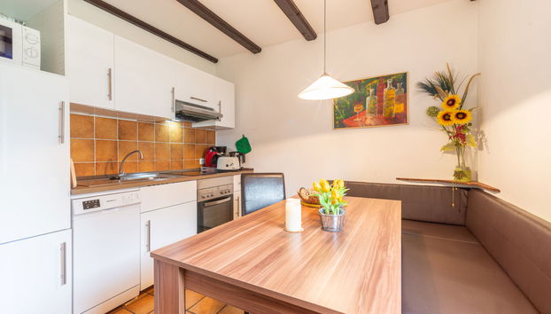 2 bedroom Apartment in Arrach with garden and terrace - Photo 3