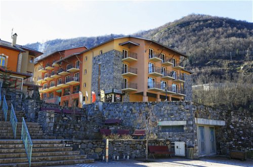 Foto 13 - Apartamento de 2 habitaciones en Ax-les-Thermes con piscina y vistas a la montaña