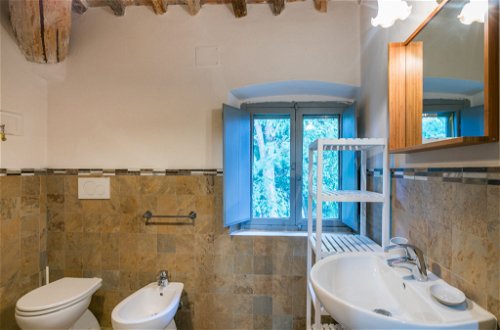 Foto 23 - Casa con 4 camere da letto a Crespina Lorenzana con piscina