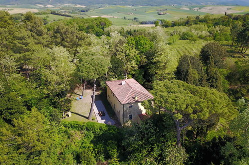 Foto 6 - Haus mit 2 Schlafzimmern in Crespina Lorenzana mit schwimmbad und garten