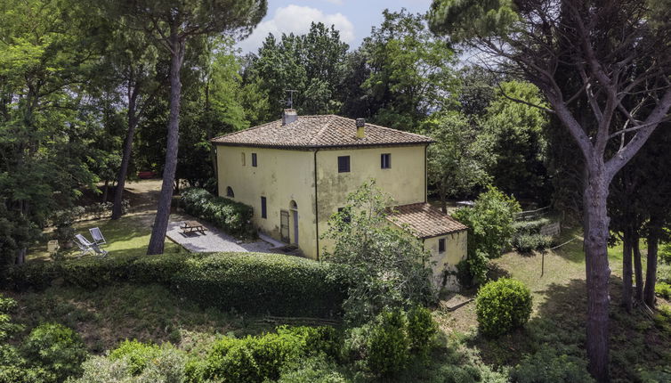 Foto 1 - Casa de 4 quartos em Crespina Lorenzana com piscina e jardim