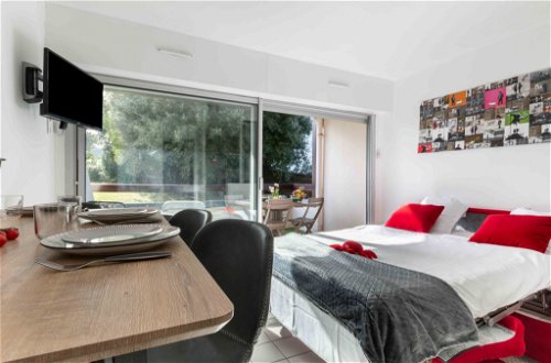 Foto 10 - Appartamento con 1 camera da letto a Carnac con terrazza e vista mare