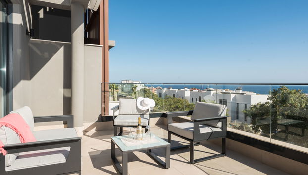 Apartment mit 4 Schlafzimmern in Estepona mit schwimmbad und garten - Foto 2