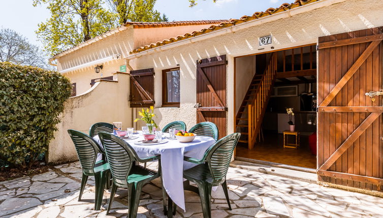 Photo 1 - Maison de 1 chambre à Les Mathes avec terrasse et vues à la mer