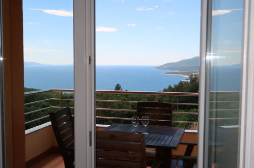 Foto 8 - Appartamento con 2 camere da letto a Labin con piscina e vista mare