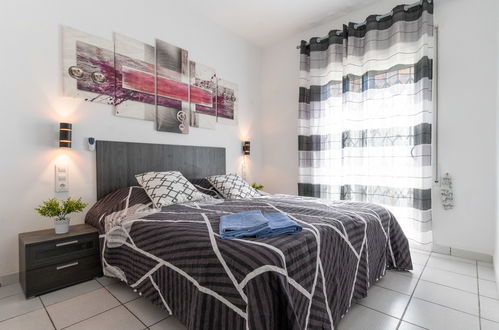 Foto 4 - Casa con 2 camere da letto a Castelló d'Empúries con piscina privata e vista mare