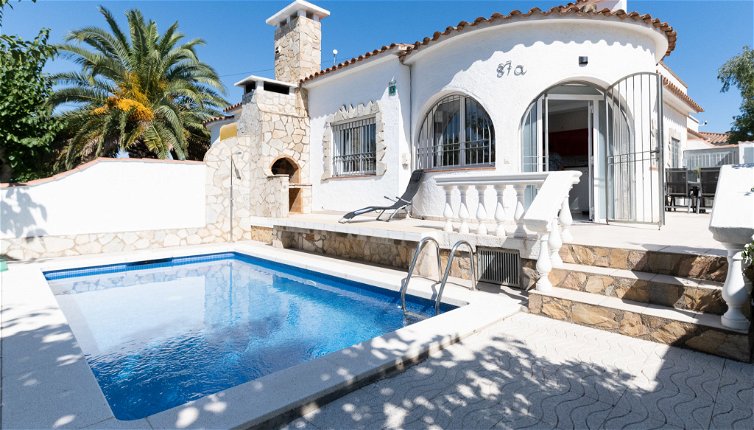 Foto 1 - Casa de 2 habitaciones en Castelló d'Empúries con piscina privada y vistas al mar