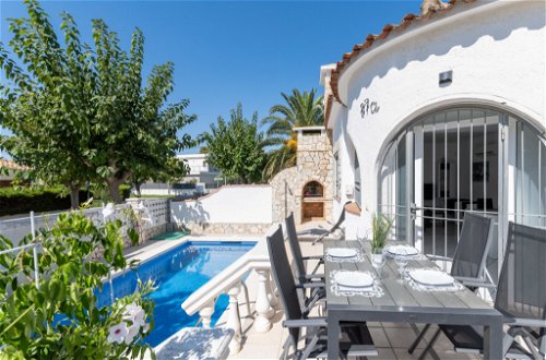 Foto 20 - Casa de 2 quartos em Castelló d'Empúries com piscina privada e vistas do mar