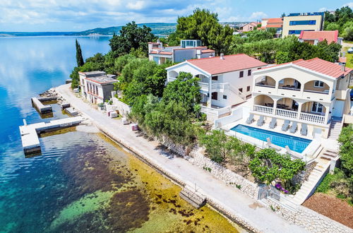 Foto 5 - Casa de 6 quartos em Jasenice com piscina privada e terraço
